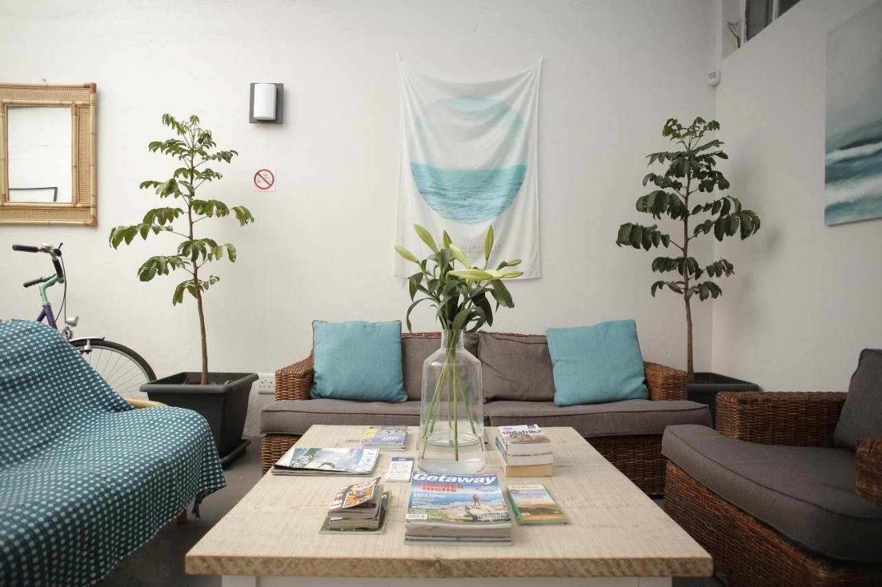 Moy Guesthouse & Backpackers ケープタウン エクステリア 写真