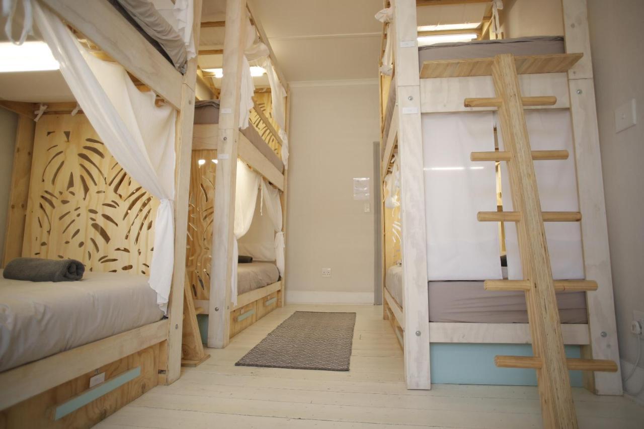 Moy Guesthouse & Backpackers ケープタウン エクステリア 写真